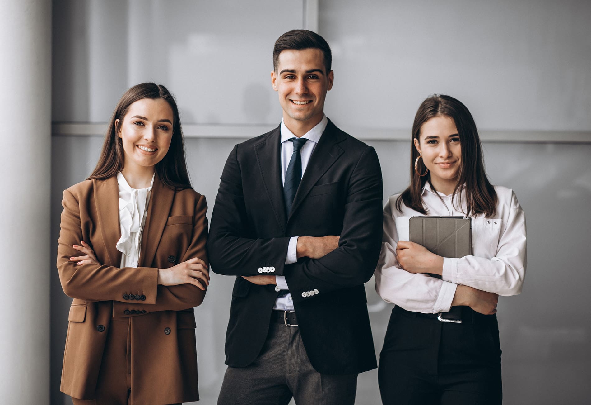 FAMILIA DE CONECTIVIDAD Y SOLUCIONES ADMINISTRADAS